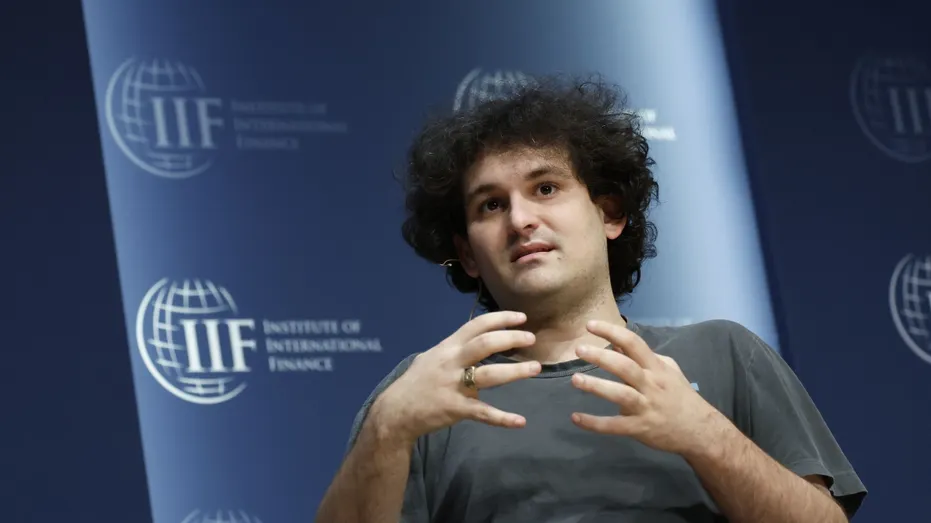 Санкции SEC в отношении топ-менеджеров FTX и запрет на управление компанией